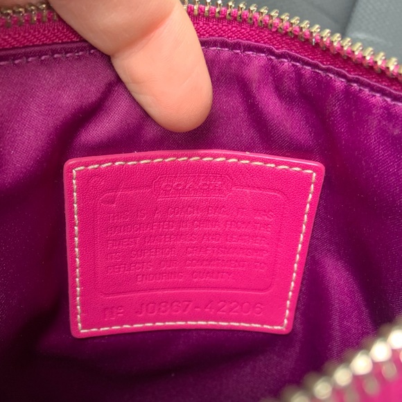 Pink Coach Purse Y2K vibes - Picture 6 of 6